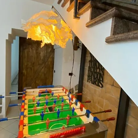Bed & Breakfast Loft Style Taverna