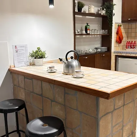 ベッド・アンド・ブレックファスト Loft Style Taverna Con Sala Giochi アヴェルサ
