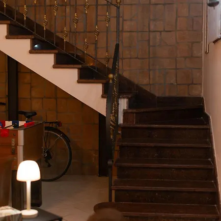 Gaming Loft -sala Giochi & 10 Ospiti Bed & Breakfast Aversa