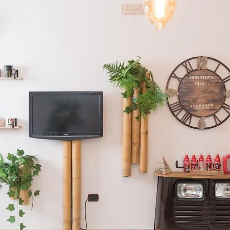 Loft Style Taverna Bed & Breakfast *